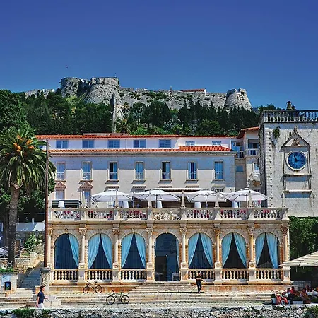 아파트 Nice In Hvar With Kitchen